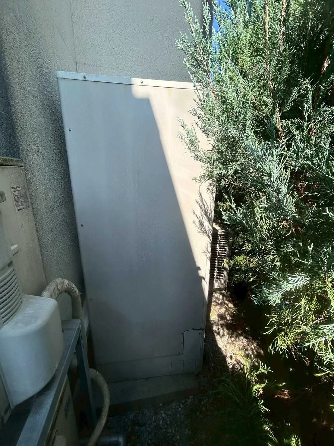 横浜市青葉区のエコキュート交換工事👷